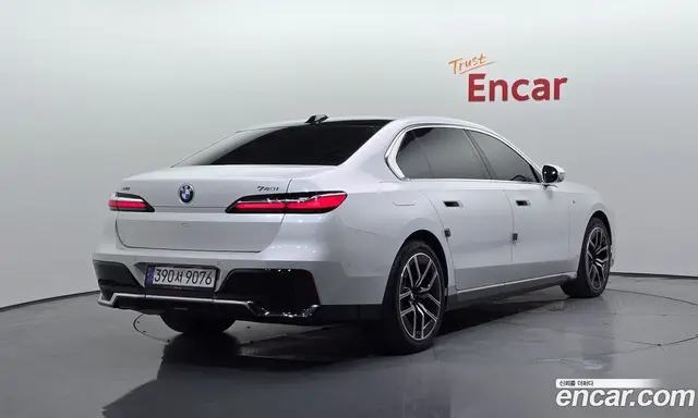 BMW 7 серия 2024 3.0 автомат (гидро), миниатюра 2 BMW 7 серия 2024 3.0 автомат (гидро), миниатюра 2