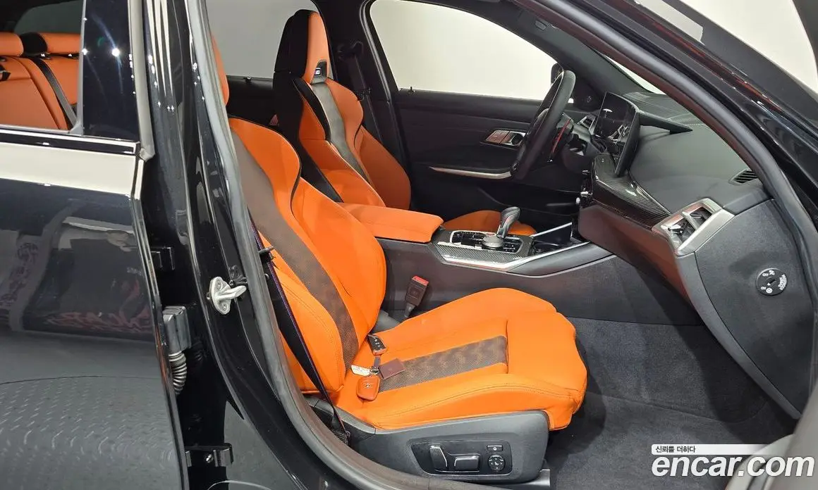BMW M3 2025 3.0 автомат (гидро), фото 16