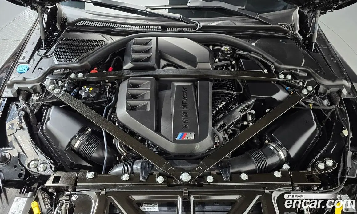 BMW M3 2025 3.0 автомат (гидро), фото 6