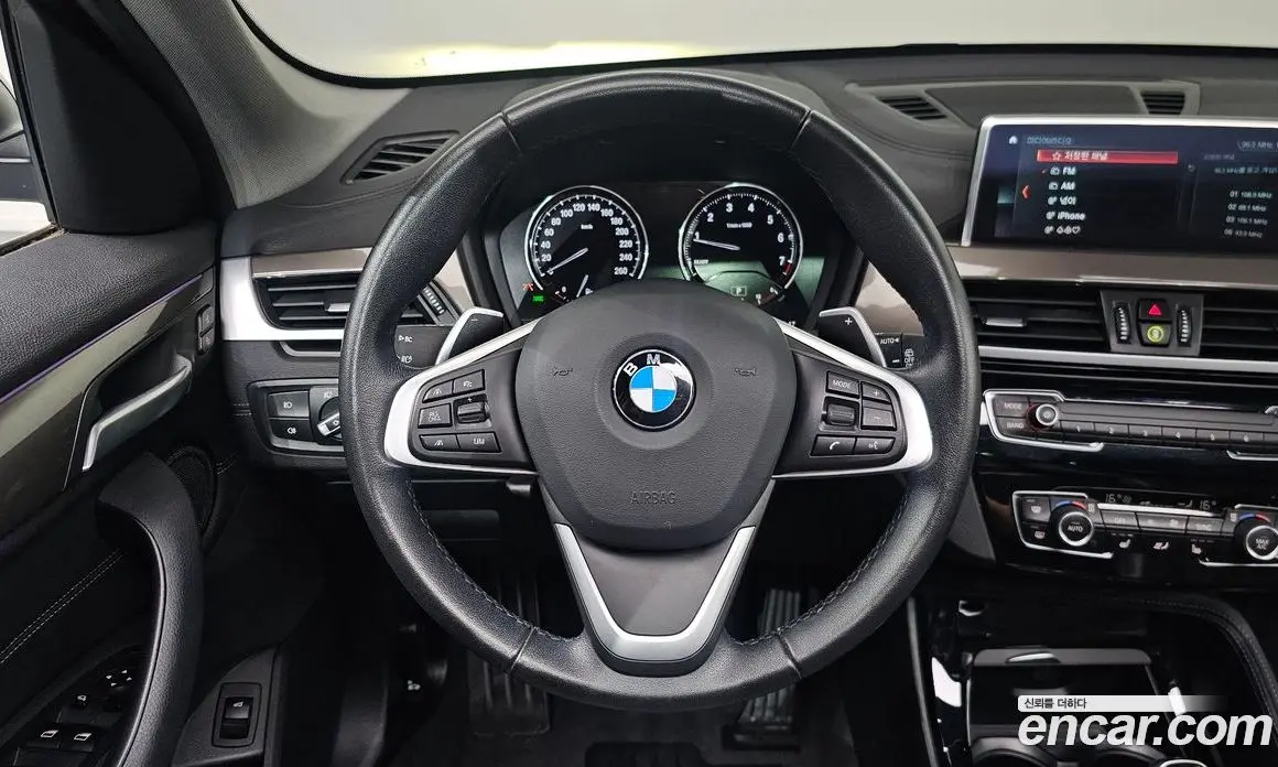 BMW X1 2021 2.0 автомат (гидро), фото 18