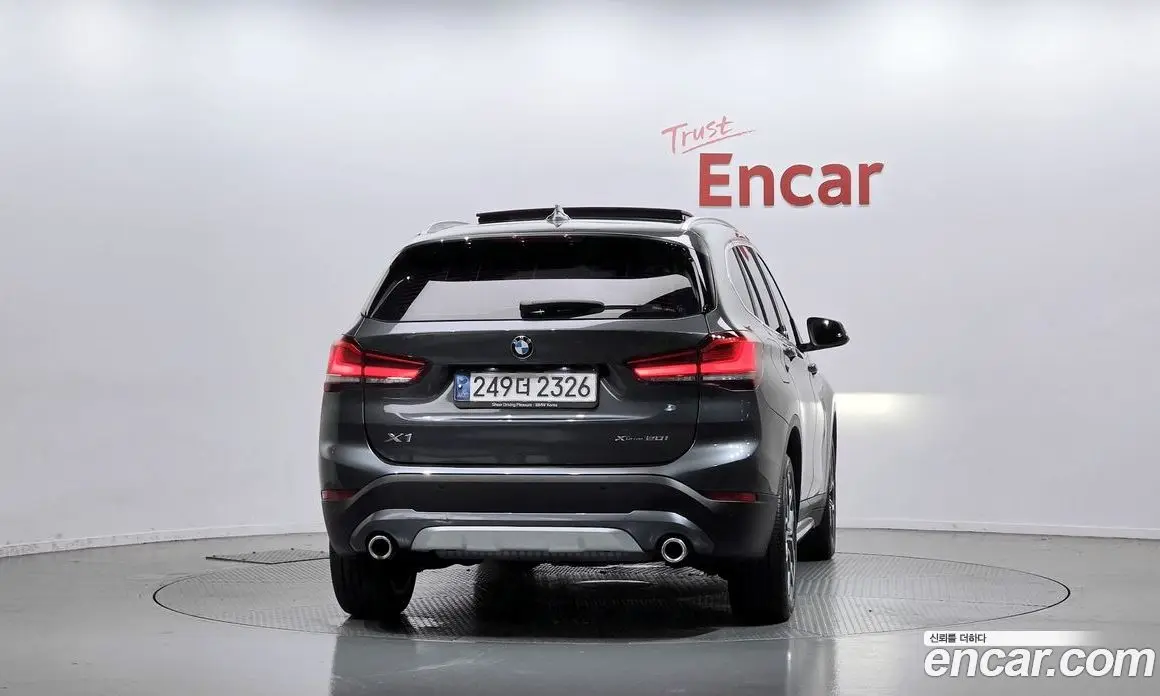 BMW X1 2021 2.0 автомат (гидро), фото 4