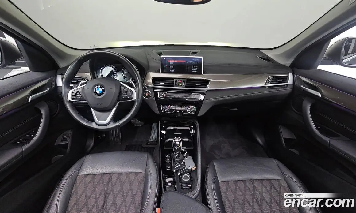 BMW X1 2021 2.0 автомат (гидро), фото 10