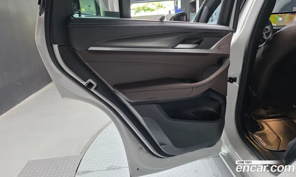 BMW X3 2024 2.0 автомат (гидро), фото 15 BMW X3 2024 2.0 автомат (гидро), фото 15