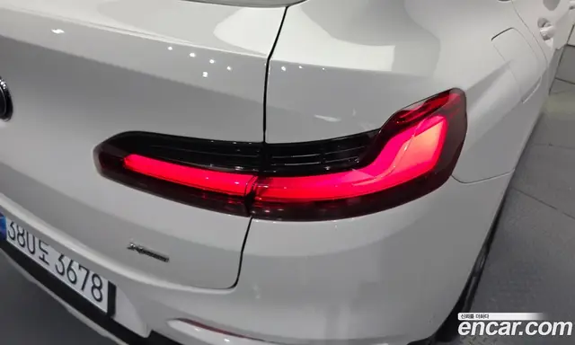 BMW X4 2019 2.0 автомат (гидро), миниатюра 9