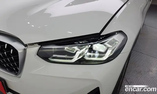 BMW X4 2021 2.0 автомат (гидро), миниатюра 8
