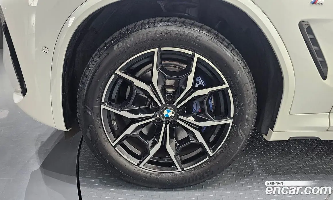 BMW X4 2022 2.0 автомат (гидро), фото 4 BMW X4 2022 2.0 автомат (гидро), фото 4