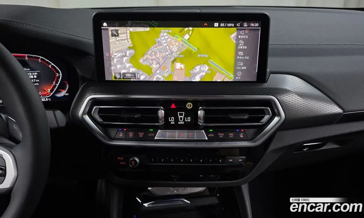 BMW X4 2025 2.0 автомат (гидро), фото 18