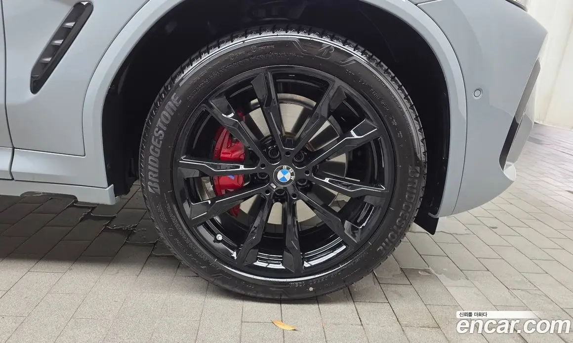 BMW X4 2025 2.0 автомат (гидро), фото 6
