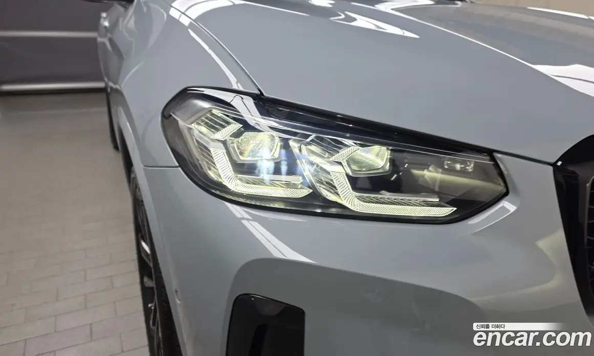 BMW X4 2025 2.0 автомат (гидро), фото 7