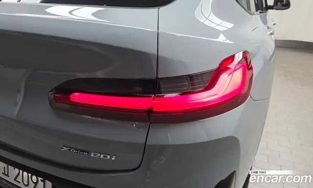 BMW X4 2025 2.0 автомат (гидро), миниатюра 8