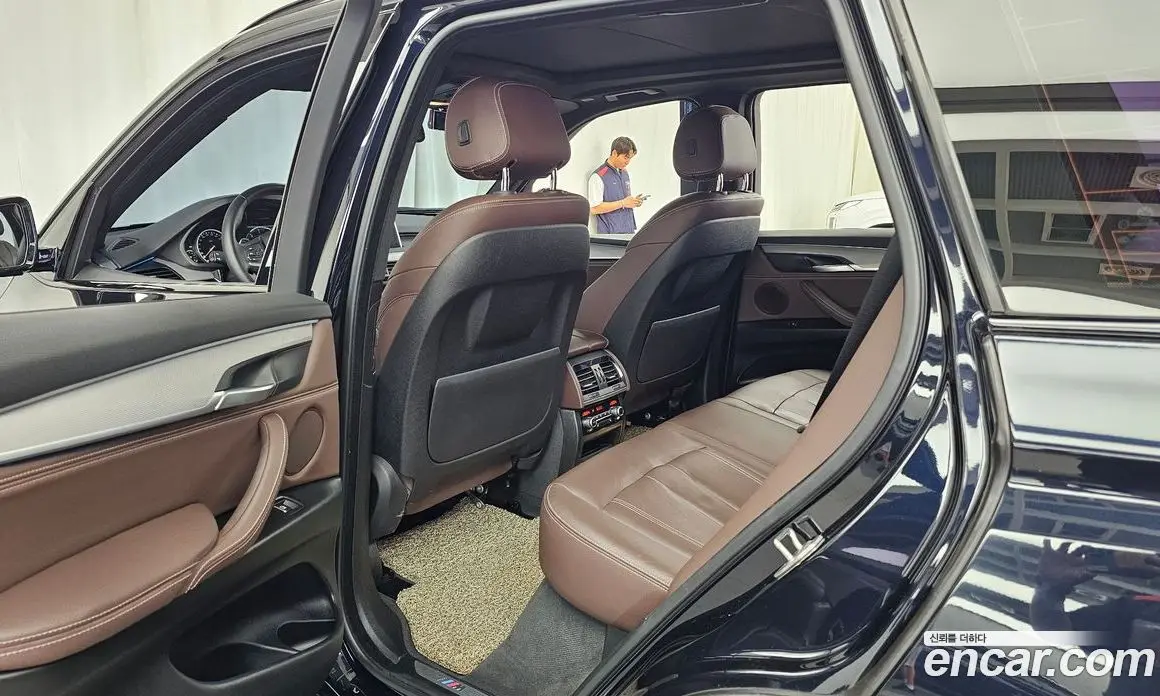 BMW X5 2018 3.0 автомат (гидро), фото 17