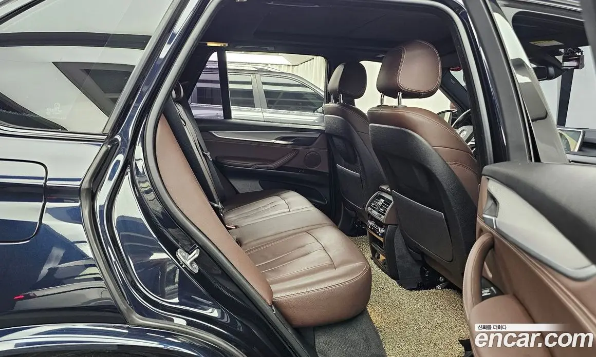 BMW X5 2018 3.0 автомат (гидро), фото 18