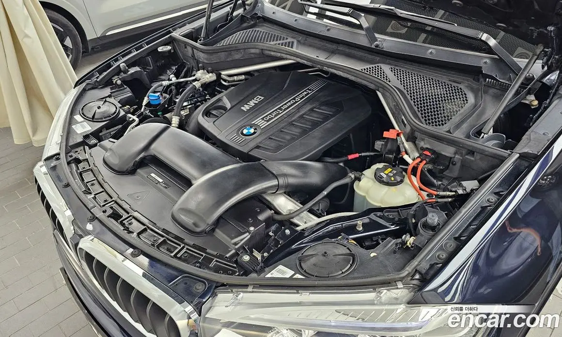 BMW X5 2018 3.0 автомат (гидро), фото 6