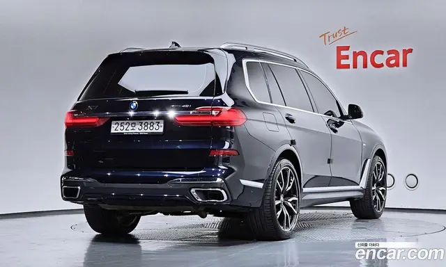 BMW X7 2020 3.0 автомат (гидро), миниатюра 2