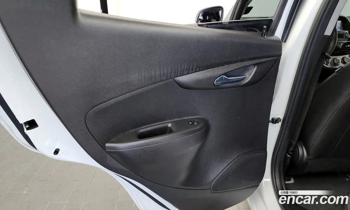 Chevrolet Spark 2021 1.0 автомат (гидро), фото 15
