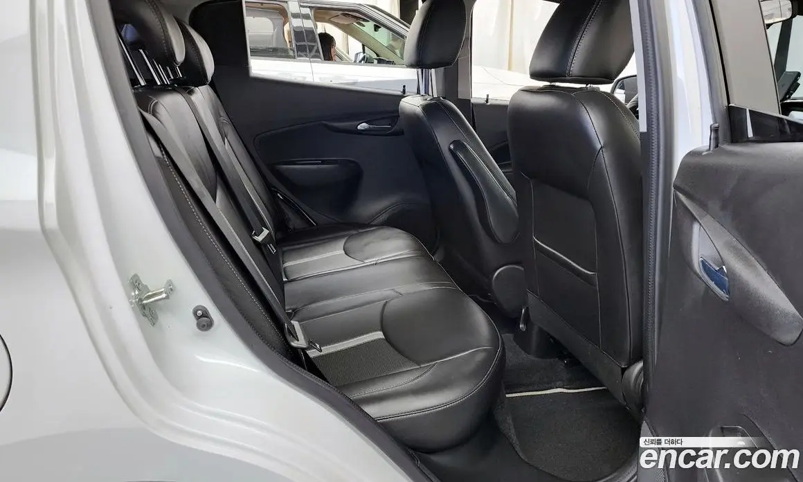 Chevrolet Spark 2021 1.0 автомат (гидро), фото 18