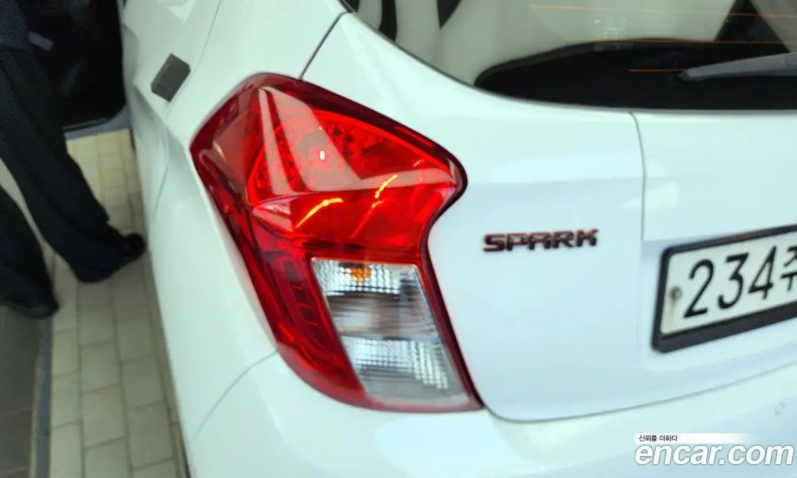 Chevrolet Spark 2021 1.0 автомат (гидро), фото 9