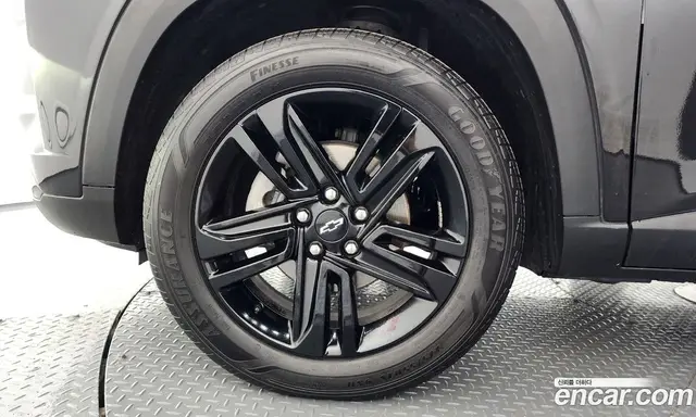Chevrolet Trax 2023 1.2 автомат (гидро), миниатюра 5