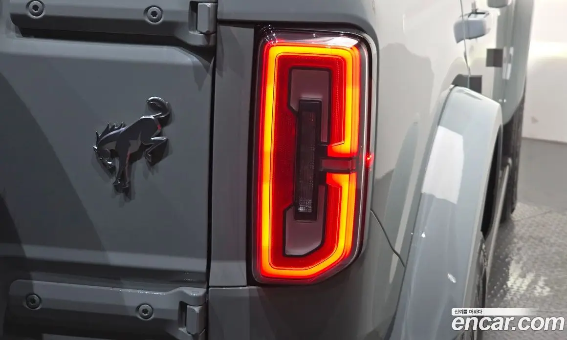 Ford Bronco 2022 2.7 автомат (гидро), фото 9