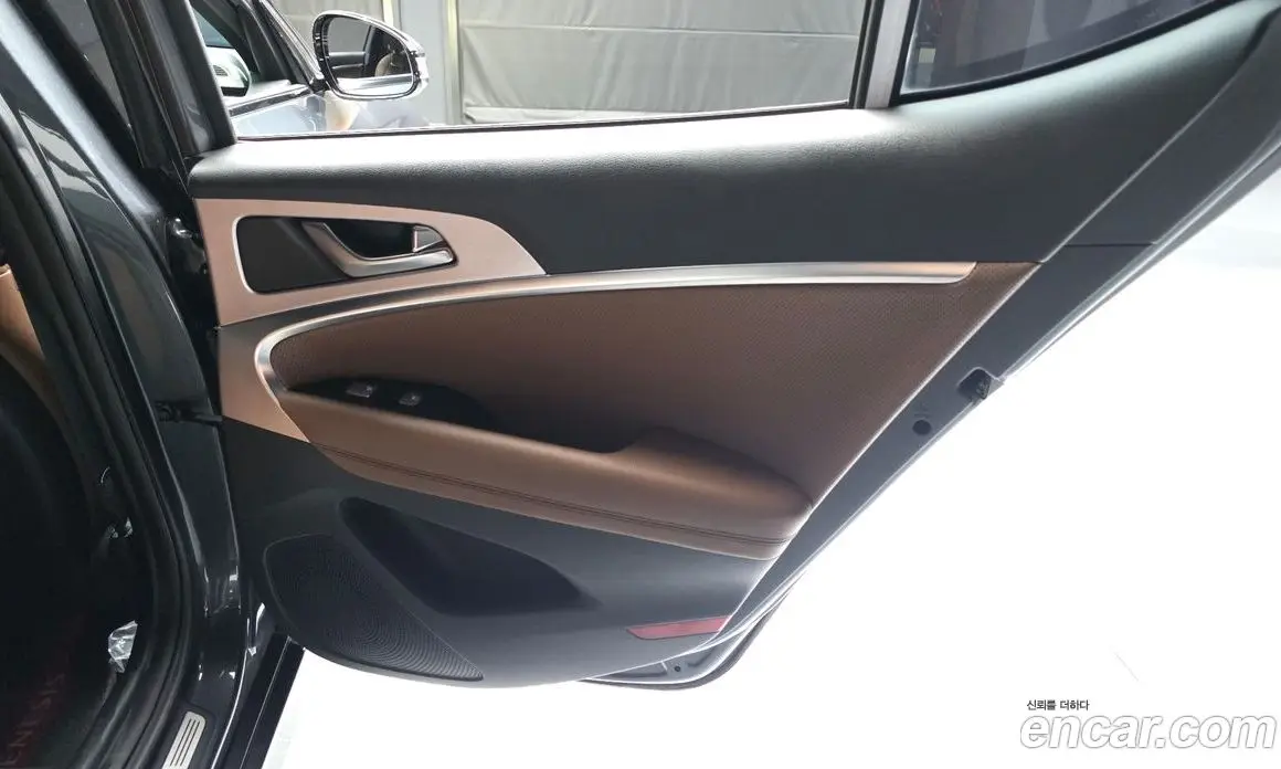 Genesis G70 2019 2.0 автомат (гидро), фото 15 Genesis G70 2019 2.0 автомат (гидро), фото 15