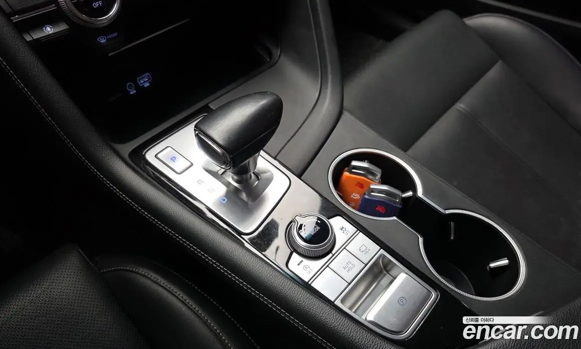 Genesis G70 2019 2.0 автомат (гидро), фото 12