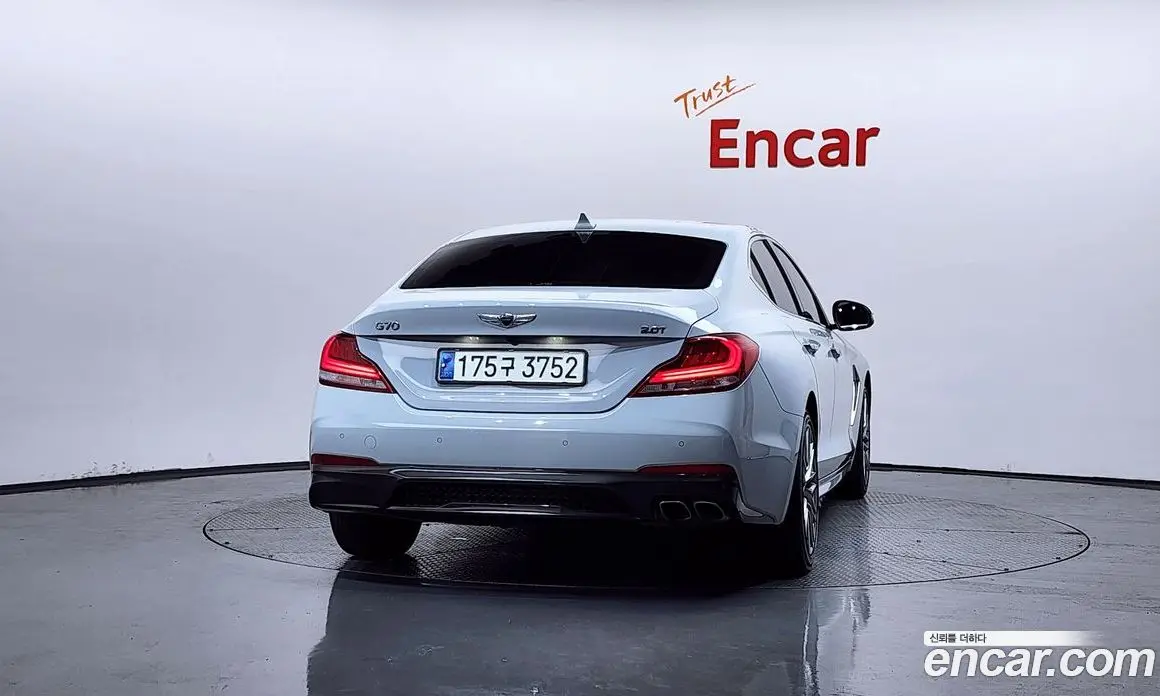 Genesis G70 2020 2.0 автомат (гидро), фото 4 Genesis G70 2020 2.0 автомат (гидро), фото 4