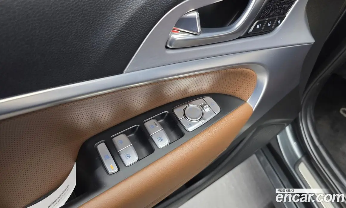 Genesis G70 2020 2.0 автомат (гидро), фото 19