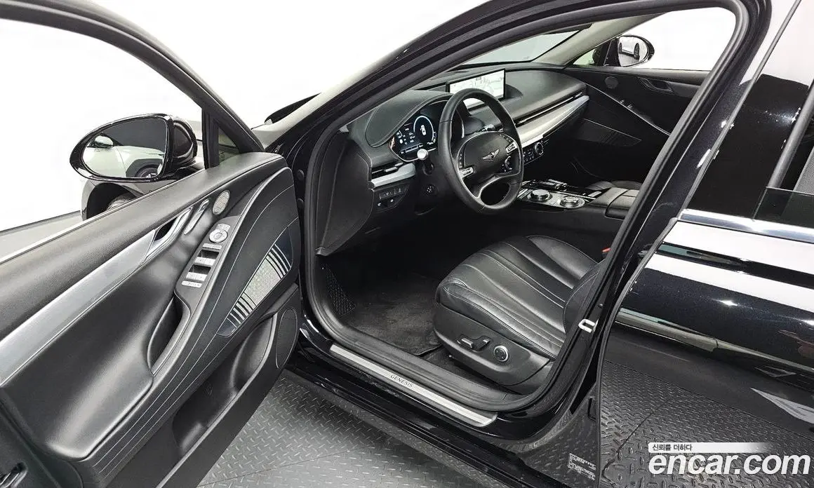 Genesis G80 2023 0.2 автомат (гидро), фото 13