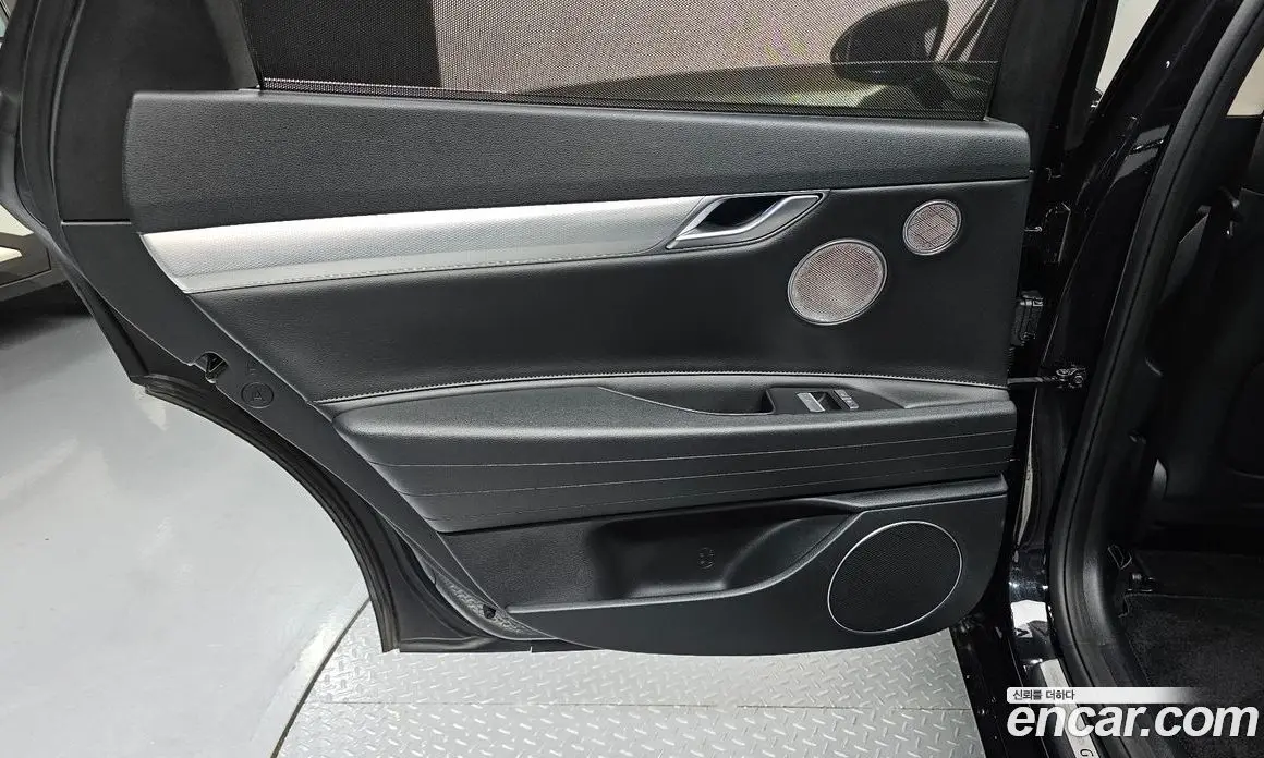 Genesis G80 2023 0.2 автомат (гидро), фото 15