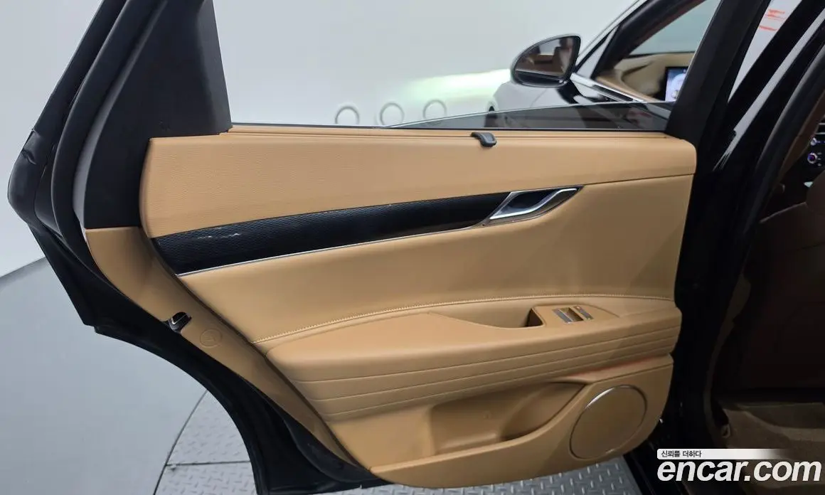 Genesis G80 2024 2.5 автомат (гидро), фото 15 Genesis G80 2024 2.5 автомат (гидро), фото 15