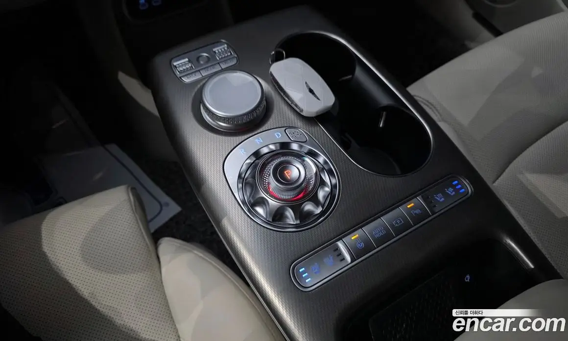 Genesis GV60 2022 0.1 автомат (гидро), фото 11