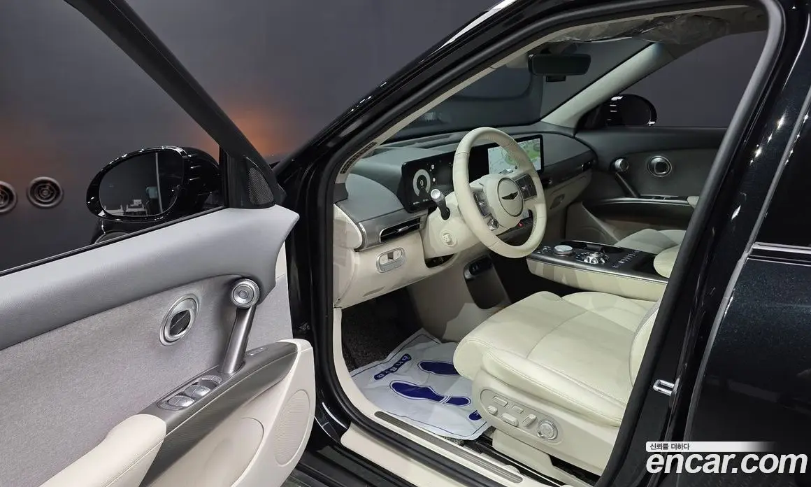 Genesis GV60 2022 0.1 автомат (гидро), фото 12
