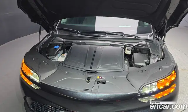 Genesis GV60 2022 0.1 автомат (гидро), миниатюра 5