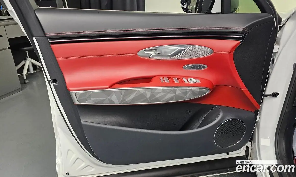 Genesis GV70 2021 2.5 автомат (гидро), фото 14