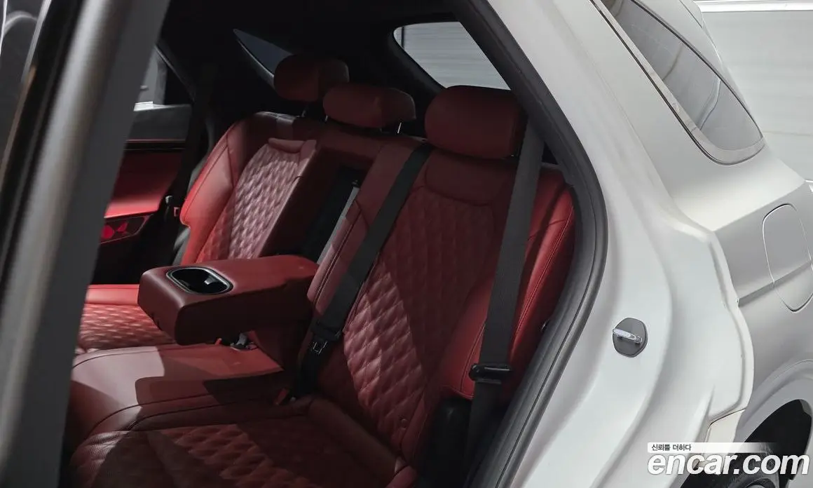 Genesis GV70 2021 2.2 автомат (гидро), фото 18