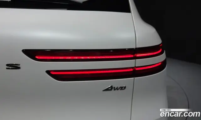 Genesis GV70 2021 2.2 автомат (гидро), миниатюра 9
