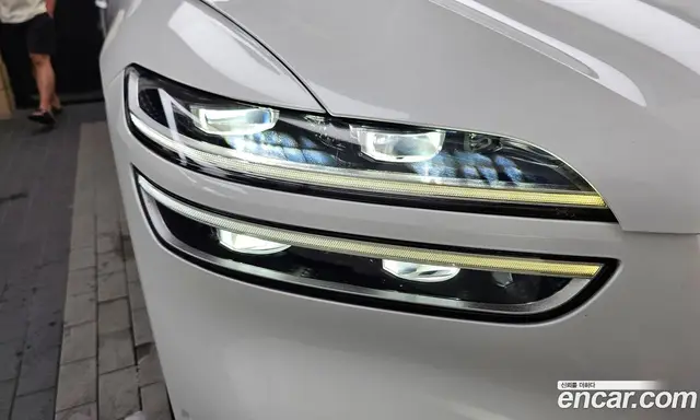 Genesis GV70 2022 2.5 автомат (гидро), миниатюра 8 Genesis GV70 2022 2.5 автомат (гидро), миниатюра 8