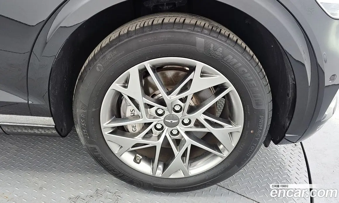 Genesis GV70 2023 2.5 автомат (гидро), фото 7 Genesis GV70 2023 2.5 автомат (гидро), фото 7