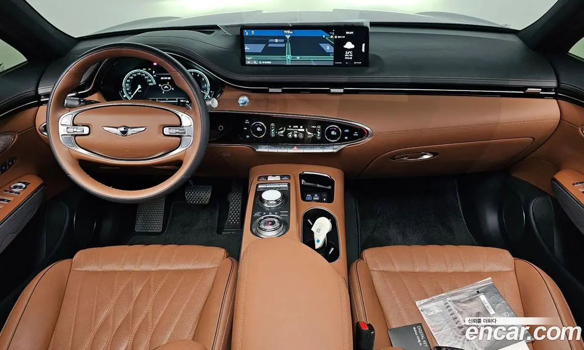 Genesis GV70 2023 2.5 автомат (гидро), фото 10 Genesis GV70 2023 2.5 автомат (гидро), фото 10