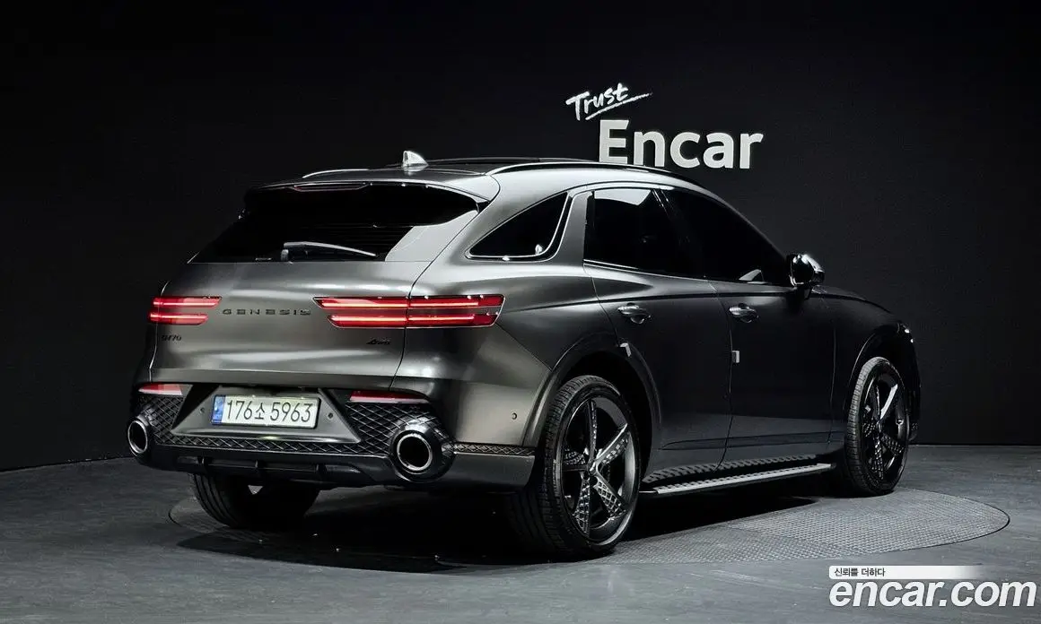 Genesis GV70 2023 2.5 автомат (гидро), фото 1 Genesis GV70 2023 2.5 автомат (гидро), фото 1