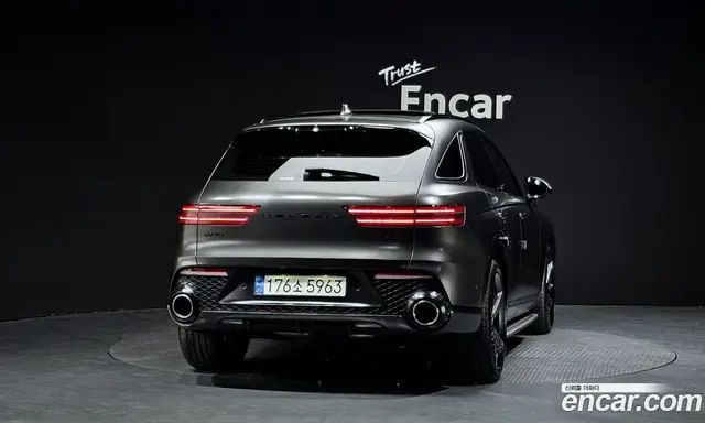 Genesis GV70 2023 2.5 автомат (гидро), миниатюра 3 Genesis GV70 2023 2.5 автомат (гидро), миниатюра 3