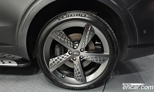 Genesis GV70 2023 2.5 автомат (гидро), миниатюра 6 Genesis GV70 2023 2.5 автомат (гидро), миниатюра 6