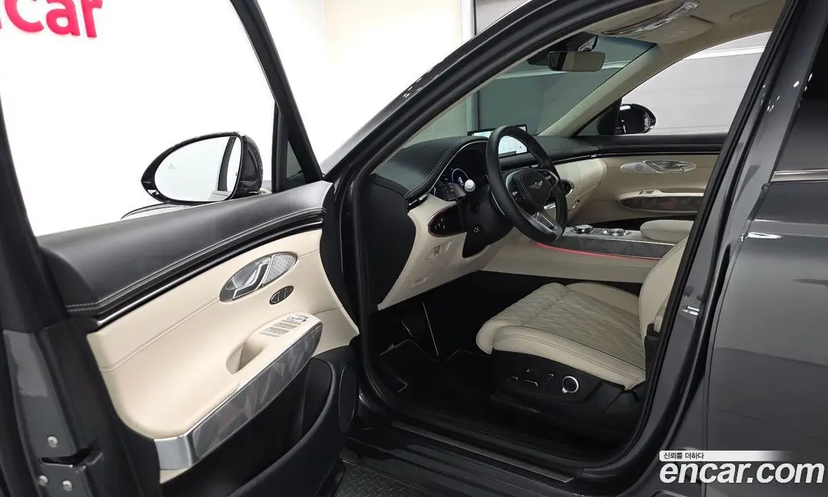 Genesis GV70 2023 3.5 автомат (гидро), фото 13 Genesis GV70 2023 3.5 автомат (гидро), фото 13
