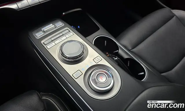 Genesis GV70 2023 2.5 автомат (гидро), миниатюра 12