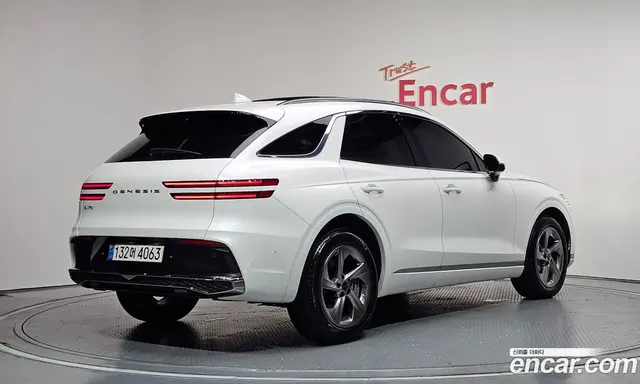 Genesis GV70 2025 2.5 автомат (гидро), миниатюра 2