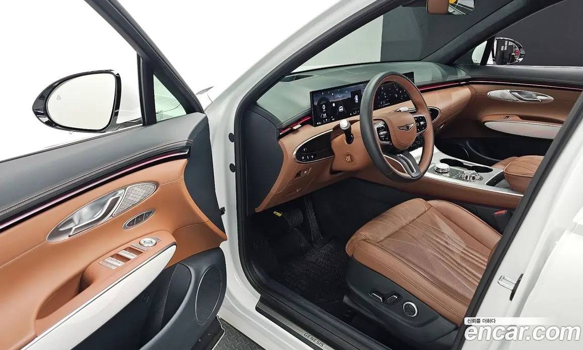 Genesis GV70 2025 2.5 автомат (гидро), фото 17