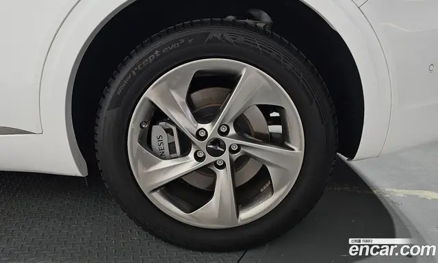 Genesis GV70 2025 2.5 автомат (гидро), миниатюра 7
