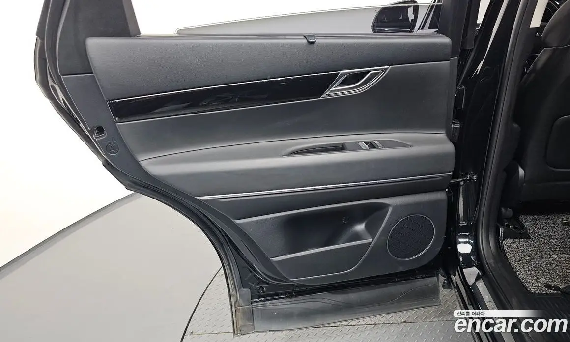 Genesis GV80 2020 3.0 автомат (гидро), фото 15 Genesis GV80 2020 3.0 автомат (гидро), фото 15