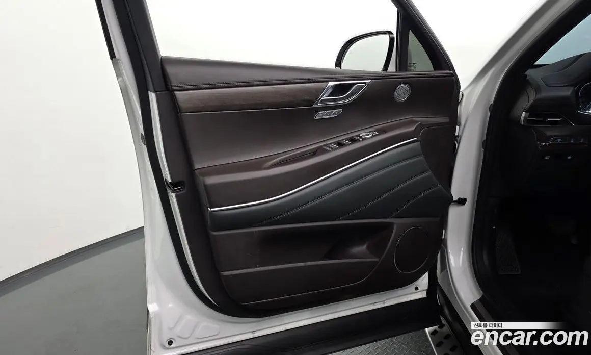 Genesis GV80 2022 2.5 автомат (гидро), фото 14 Genesis GV80 2022 2.5 автомат (гидро), фото 14
