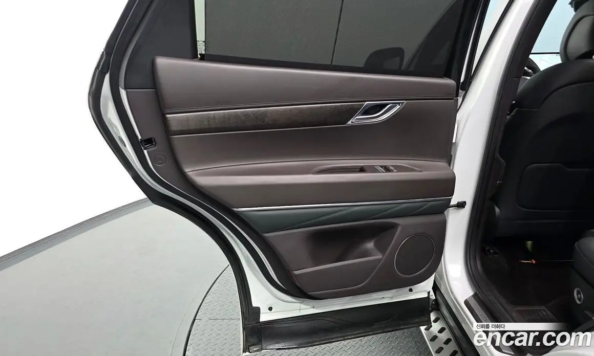 Genesis GV80 2022 2.5 автомат (гидро), фото 15 Genesis GV80 2022 2.5 автомат (гидро), фото 15